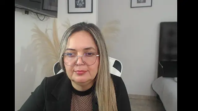 samy vsn online show from September 2025 07:42:02 PM