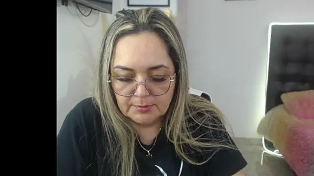 samy vsn online show from December 2025 05:48:01 PM