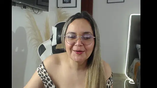 samy vsn online show from October 2025 08:10:01 PM