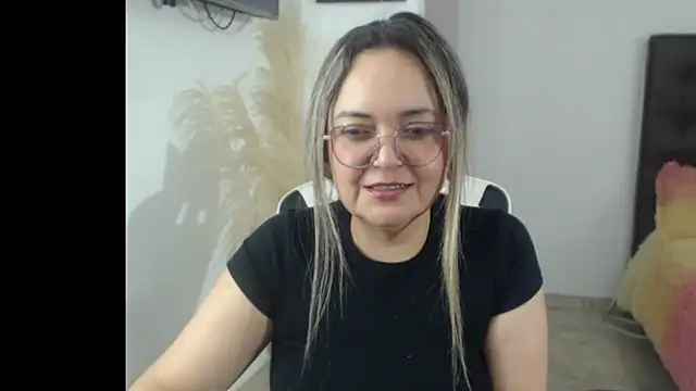 samy vsn online show from October 2025 09:49:01 PM