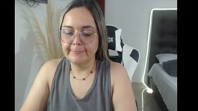 samy vsn online show from October 2025 03:59:02 PM