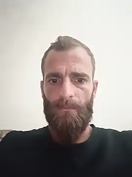 Snapshot of Antonio_Vatooo chatting on May 2026 01:26:02 AM Antonio Vatooo online show from May 2026 01:26:02 AM