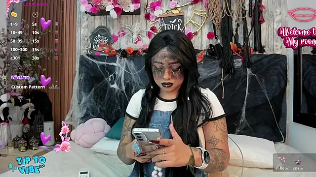 Neko Misaki online show from October 2025 12:02:01 PM