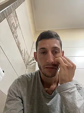 Gionnytav online show from November 2025 04:35:02 AM