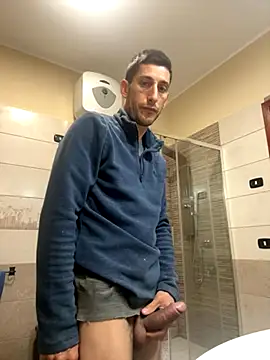 Gionnytav online show from December 2025 04:33:02 AM