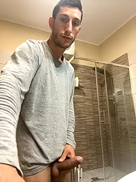 Gionnytav online show from December 2025 04:44:02 AM