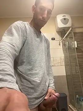 Gionnytav online show from October 2025 03:50:01 AM