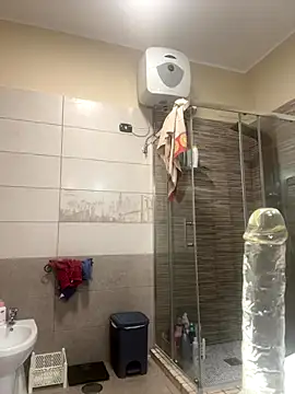 Gionnytav online show from November 2025 04:12:01 PM