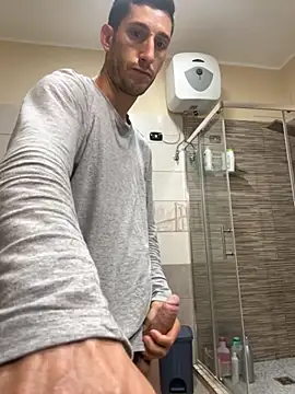 Gionnytav online show from November 2025 04:34:02 AM