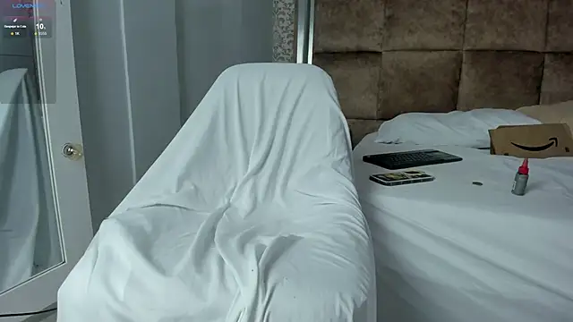 Samantha cp  online show from January 2026 12:30:01 PM