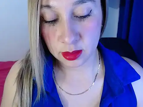 Dana idagiraldo37 online show from February 2025 08:20:02 PM