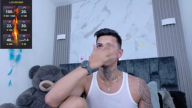 JAYCOB00 online show from December 2025 01:55:02 AM