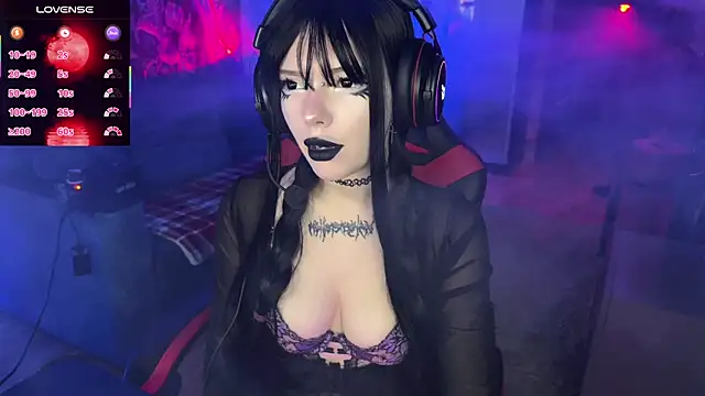 Snapshot of Eva-miller1 chatting on November 2025 09:35:02 AM Eva-miller1 online show from November 2025 09:35:02 AM