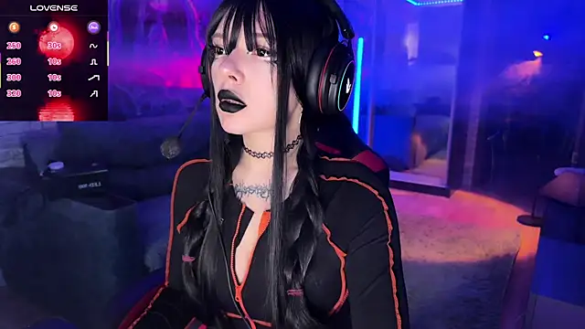 Snapshot of Eva-miller1 chatting on November 2025 09:13:01 AM Eva-miller1 online show from November 2025 09:13:01 AM