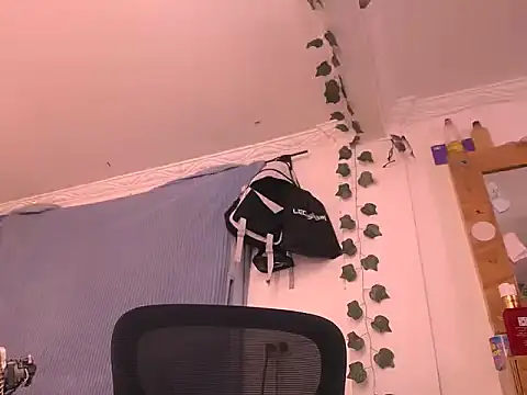 latinhot9631 online show from March 2026 11:40:01 PM