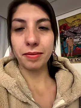 Snapshot of Megannklein chatting on September 2025 03:13:02 AM Megannklein online show from September 2025 03:13:02 AM