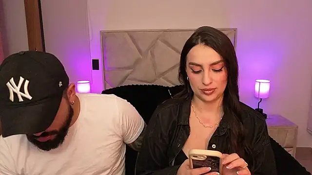 teseo and afroditha  online show from April 2026 04:03:01 AM