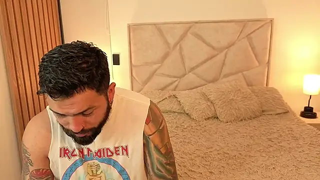 teseo and afroditha  online show from December 2025 04:23:02 AM