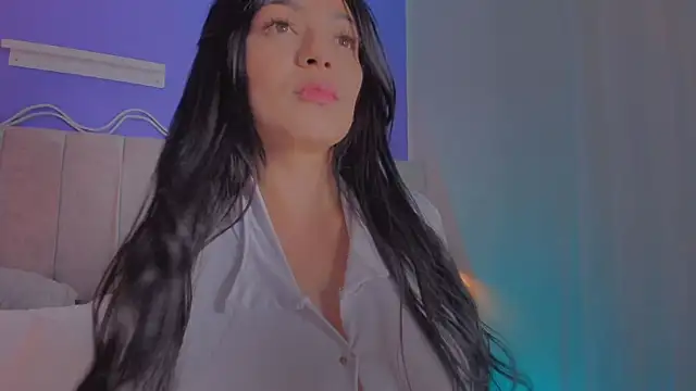 EvaaStevens online show from April 2026 08:09:02 PM