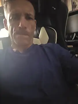 Snapshot of dunny191 chatting on November 2025 04:54:01 PM dunny191 online show from November 2025 04:54:01 PM