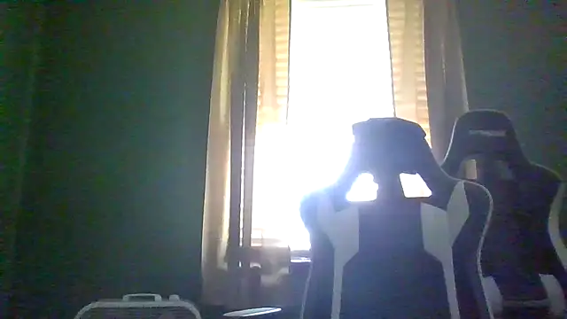 Snapshot of dunny191 chatting on November 2025 05:39:01 PM dunny191 online show from November 2025 05:39:01 PM