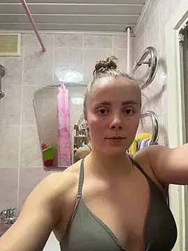 AlisaKissss online show from February 2026 07:32:01 PM