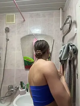 AlisaKissss online show from April 2026 07:58:02 PM