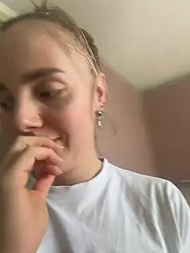 AlisaKissss online show from March 2026 08:19:01 AM