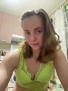 Snapshot of AlisaKissss chatting on February 2025 07:33:02 PM AlisaKissss online show from February 2025 07:33:02 PM