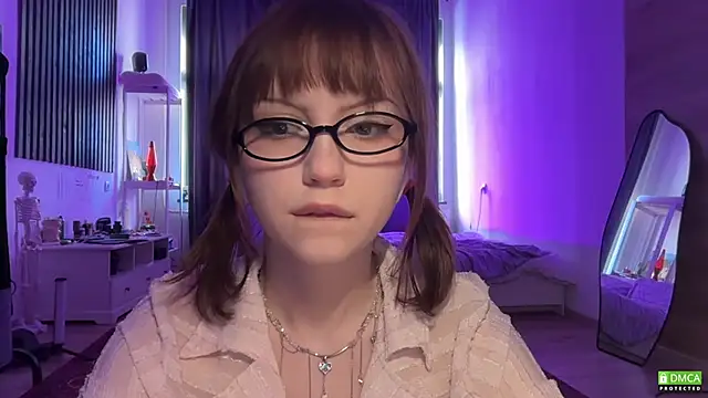 electric babe online show from May 2026 12:13:02 PM