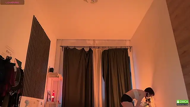 electric babe online show from March 2026 03:26:01 PM