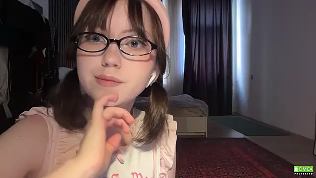Snapshot of electric_babe chatting on June 2026 01:27:02 PM electric babe online show from June 2026 01:27:02 PM