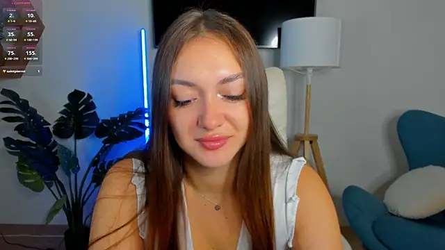 Micky  love online show from October 2025 06:52:01 PM