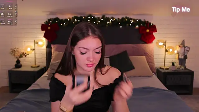 Micky  love online show from January 2026 07:39:01 PM