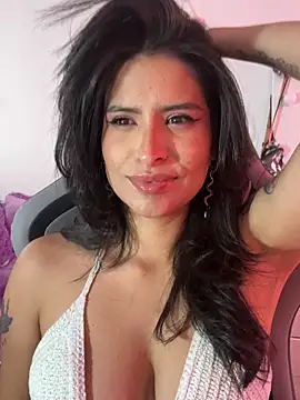 Snapshot of _elektrah chatting on June 2026 08:25:02 PM elektrah online show from June 2026 08:25:02 PM