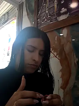 Snapshot of _elektrah chatting on December 2025 06:21:02 PM elektrah online show from December 2025 06:21:02 PM