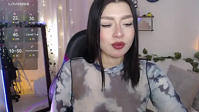 Snapshot of mily_thomson_b_ chatting on November 2025 02:28:02 PM mily thomson b online show from November 2025 02:28:02 PM