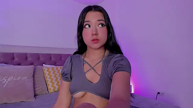 Snapshot of Emelyy_Carter chatting on March 2025 07:50:02 PM Emelyy Carter online show from March 2025 07:50:02 PM