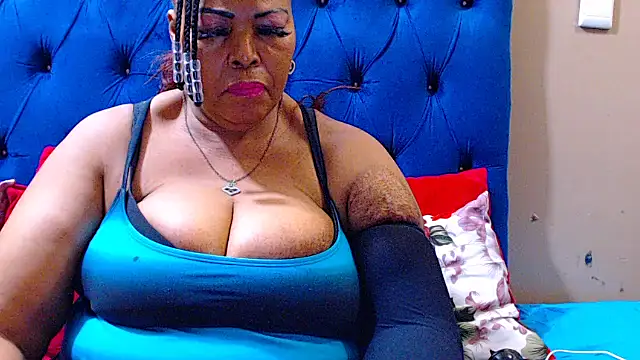 Snapshot of ebonycandy10 chatting on September 2025 07:10:02 AM ebonycandy10 online show from September 2025 07:10:02 AM