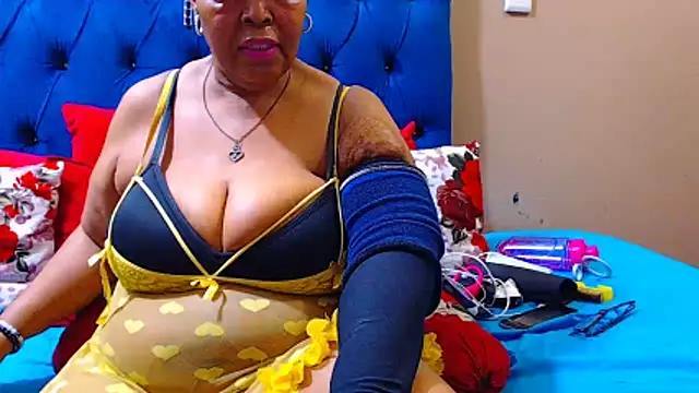 Snapshot of ebonycandy10 chatting on October 2025 05:20:01 AM ebonycandy10 online show from October 2025 05:20:01 AM