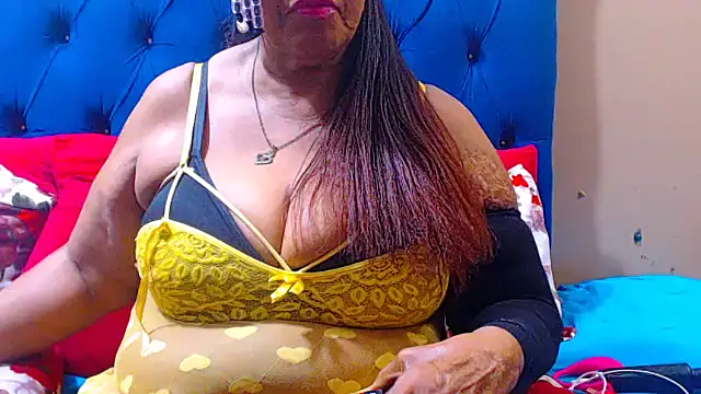 Snapshot of ebonycandy10 chatting on September 2025 05:24:02 AM ebonycandy10 online show from September 2025 05:24:02 AM