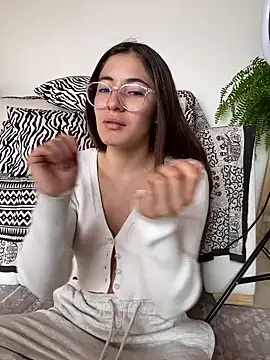 Snapshot of Princ3ssgabi chatting on February 2025 07:11:01 PM Princ3ssgabi online show from February 2025 07:11:01 PM