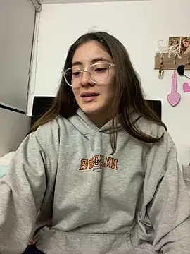 Snapshot of Princ3ssgabi chatting on February 2025 01:09:02 AM Princ3ssgabi online show from February 2025 01:09:02 AM