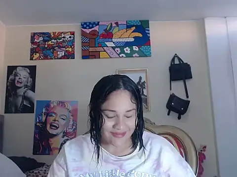 Snapshot of melissa4855 chatting on November 2025 09:30:01 PM melissa4855 online show from November 2025 09:30:01 PM