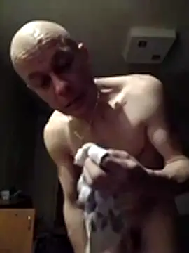 Ostry9333 online show from December 2025 11:58:01 PM