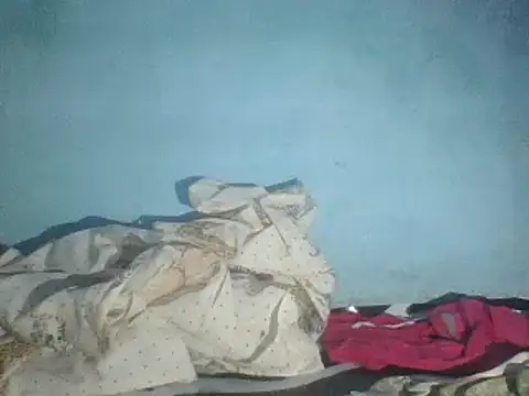 Naivegirrl online show from March 2025 10:48:01 PM