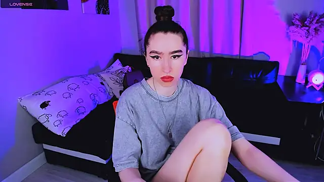 Lily xBabe online show from October 2025 07:42:02 AM