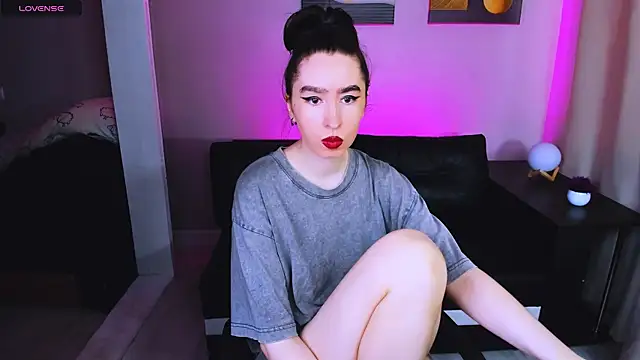 Snapshot of Lily_xBabe chatting on June 2026 01:49:02 PM Lily xBabe online show from June 2026 01:49:02 PM