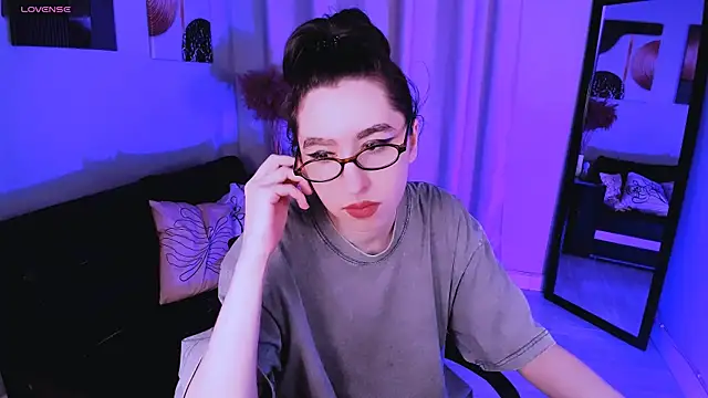 Snapshot of Lily_xBabe chatting on February 2026 02:17:01 PM Lily xBabe online show from February 2026 02:17:01 PM