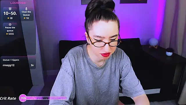 Snapshot of Lily_xBabe chatting on June 2026 01:53:02 PM Lily xBabe online show from June 2026 01:53:02 PM